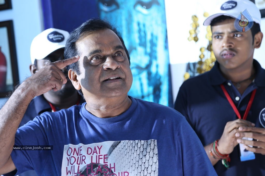 Baadshah New Stills - 34 / 64 photos