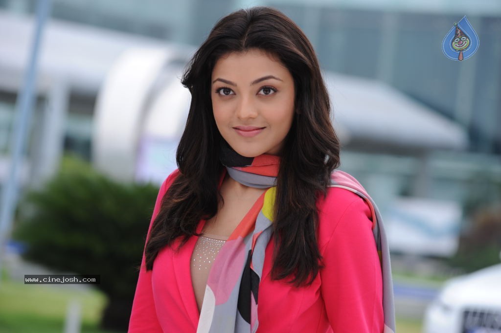 Baadshah New Stills - 62 / 64 photos