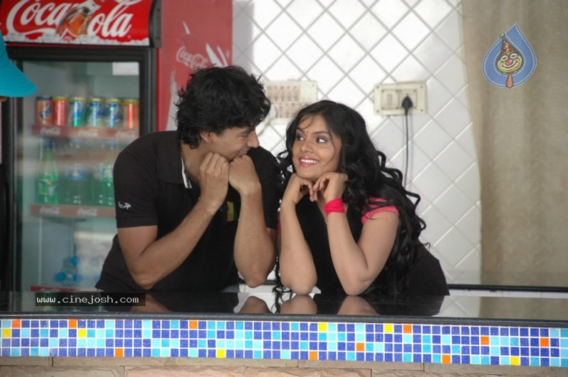 Chetilo Cheyyesi Movie Stills - 42 / 57 photos