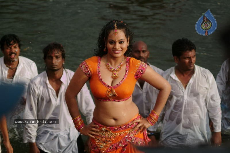 Chirutha Puli Movie Stills - 73 / 94 photos