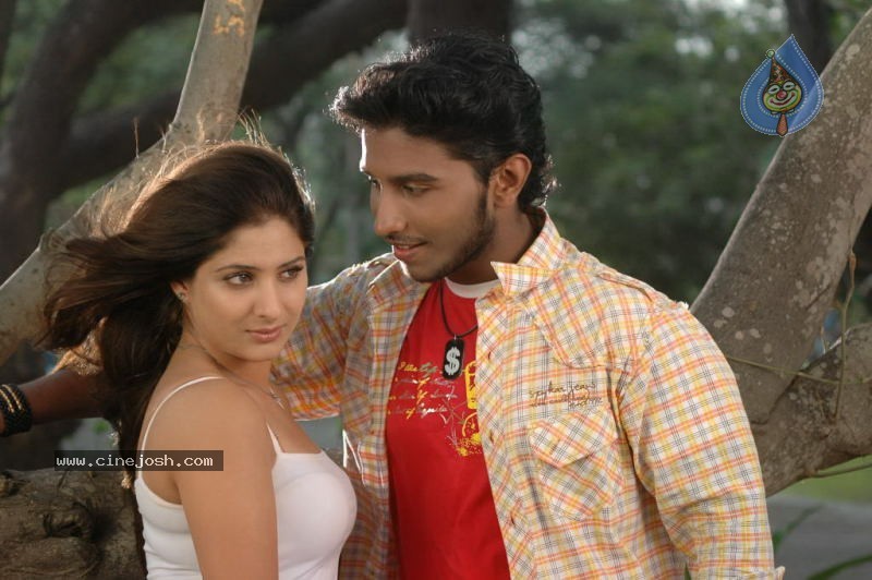 Chirutha Puli Movie Stills - 75 / 94 photos