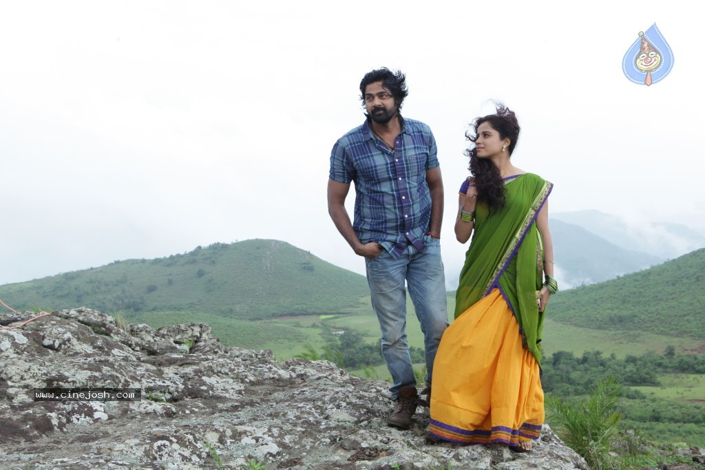 Dalam Movie Photos - 2 / 10 photos