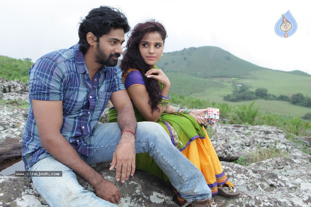 Dalam Movie Photos - 6 / 10 photos