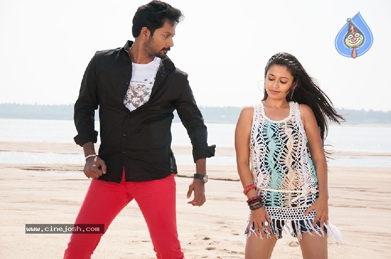 Dhamki Movie Stills - 3 / 5 photos