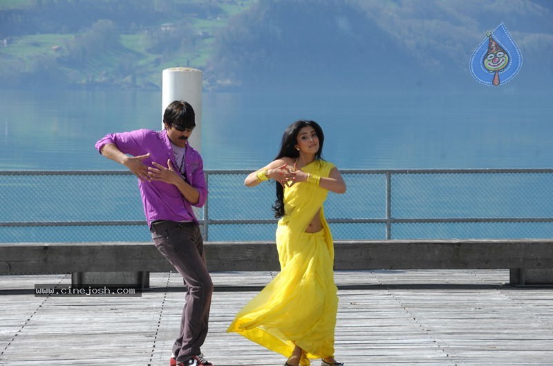 Don Seenu Movie Stills - 24 / 74 photos