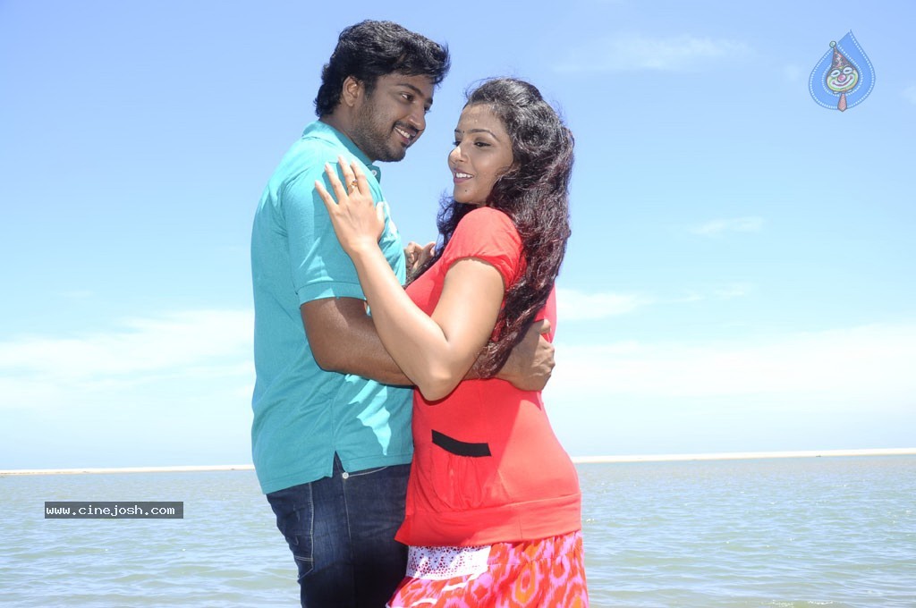 Eera Veyyil Tamil Movie Stills - 24 / 31 photos