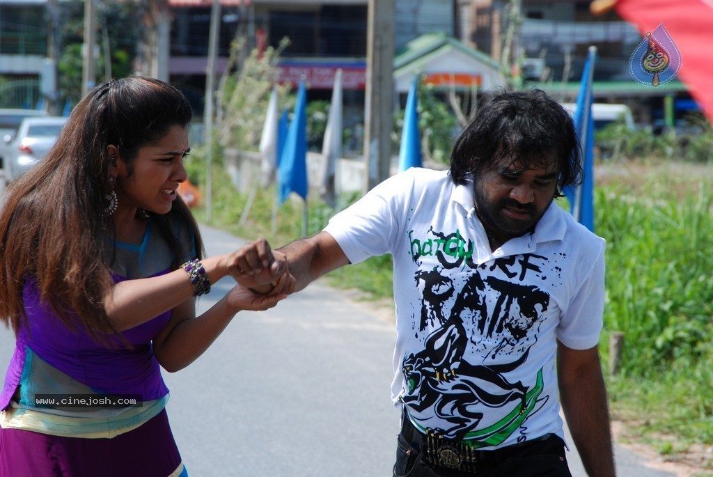 Fire Movie Stills - 76 / 117 photos