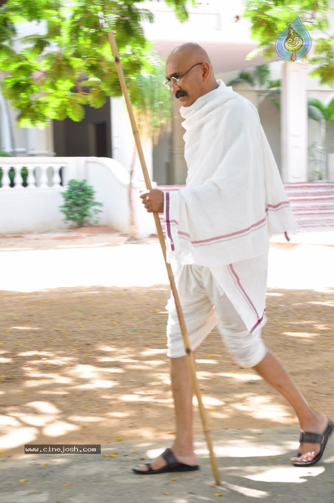 Gandhi Movie Stills - 22 / 78 photos