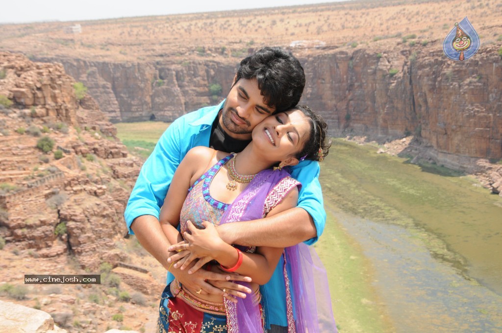 Gandikotalo Movie Stills - 61 / 129 photos