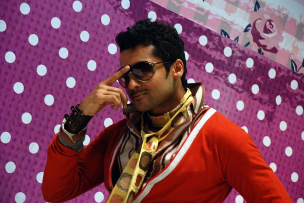 Ghatikudu - Suriya - Nayanatara - 8 / 44 photos