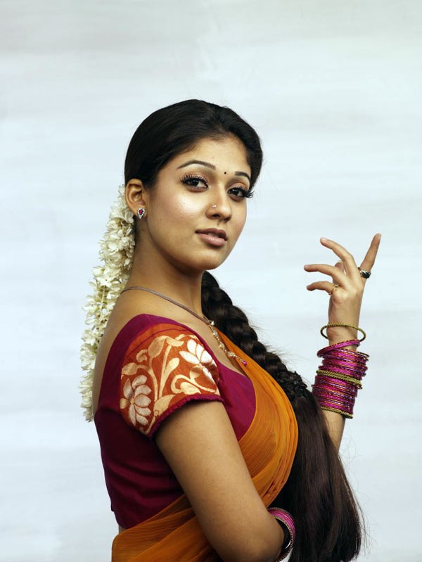 Ghatikudu - Suriya - Nayanatara - 32 / 44 photos