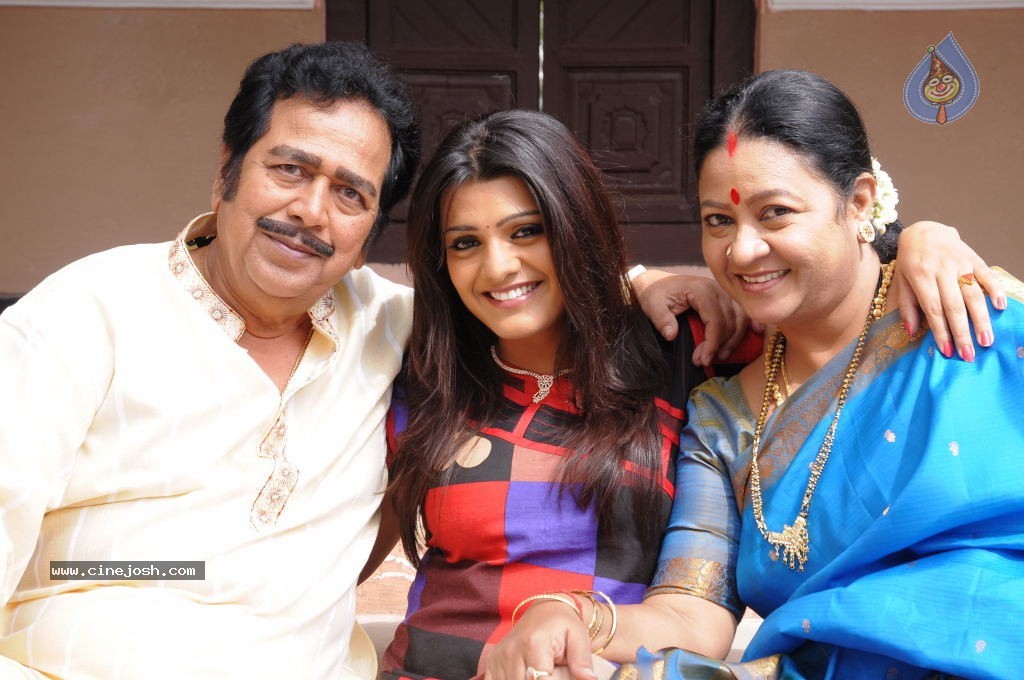 Gola Seenu Movie Stills - 10 / 20 photos