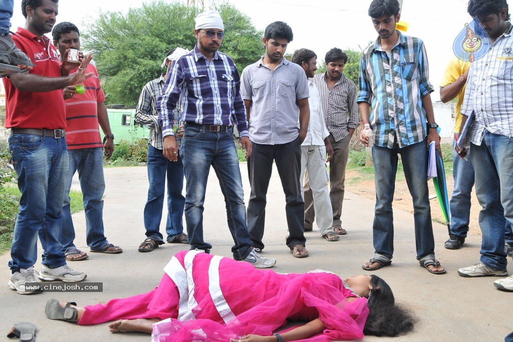 Gulabi Movie Stills - 29 / 31 photos