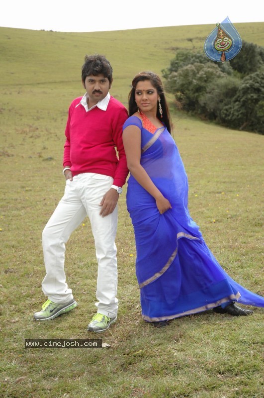 Hasini Movie Stills  - 23 / 43 photos