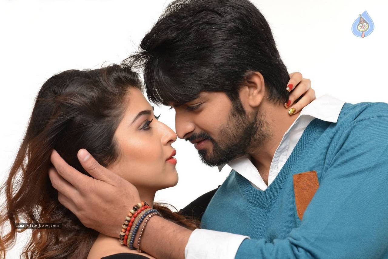 Jadoogadu Movie Stills - 5 / 5 photos