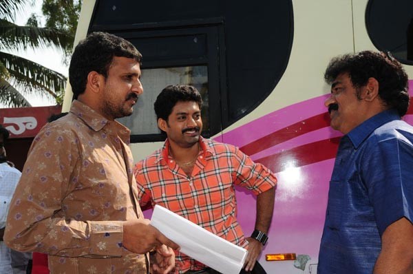 Jayeebhava Working Stills - 52 / 145 photos