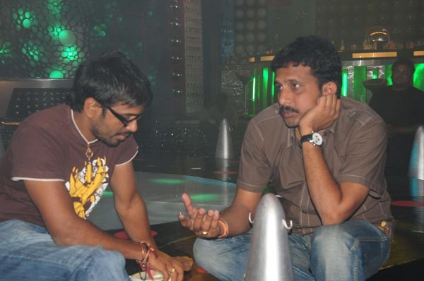 Jayeebhava Working Stills - 56 / 145 photos