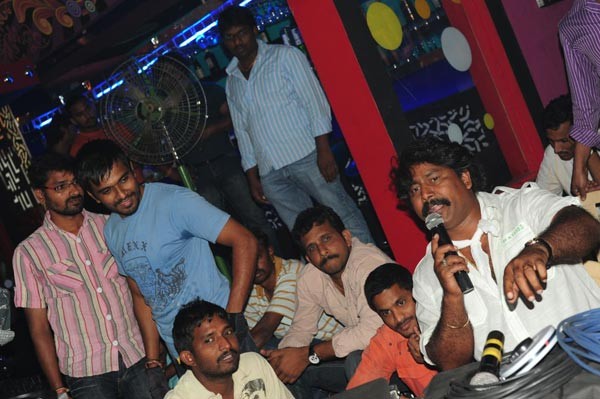 Jayeebhava Working Stills - 60 / 145 photos