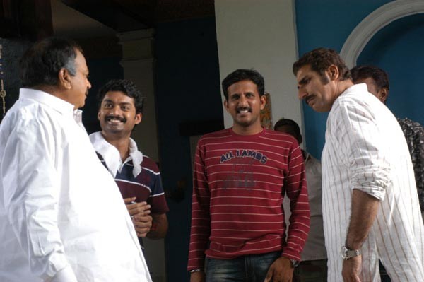 Jayeebhava Working Stills - 93 / 145 photos