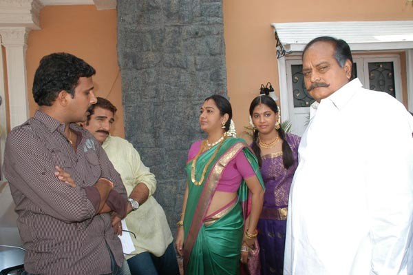 Jayeebhava Working Stills - 102 / 145 photos