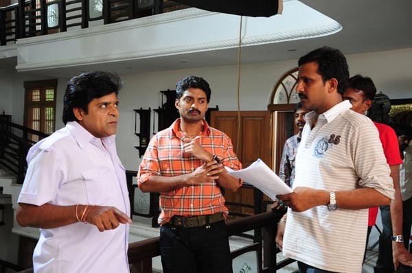 Jayeebhava Working Stills - 106 / 145 photos