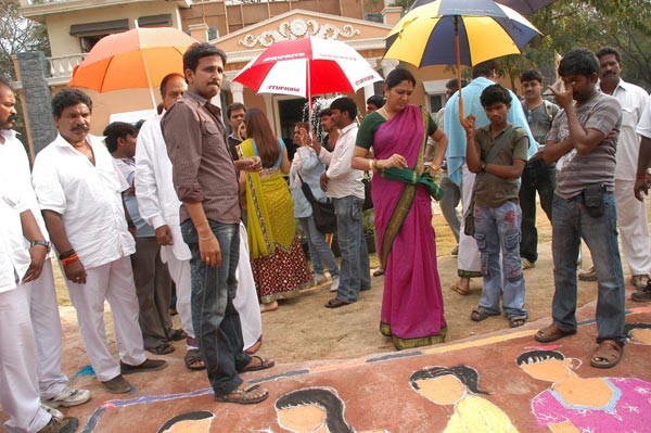 Jayeebhava Working Stills - 108 / 145 photos