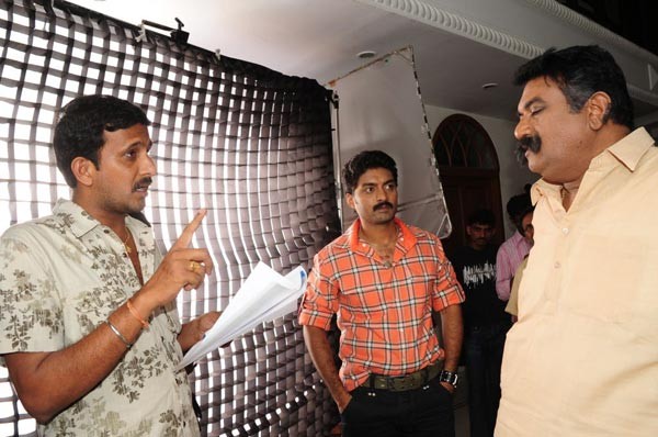 Jayeebhava Working Stills - 115 / 145 photos