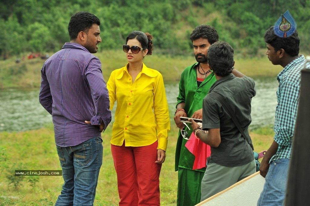 Kavvintha Movie Stills - 22 / 22 photos