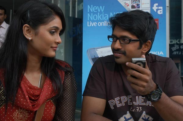 Kaffi Bar Movie Stills - 29 / 147 photos