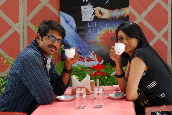 Kaffi Bar Movie Stills - 35 / 147 photos