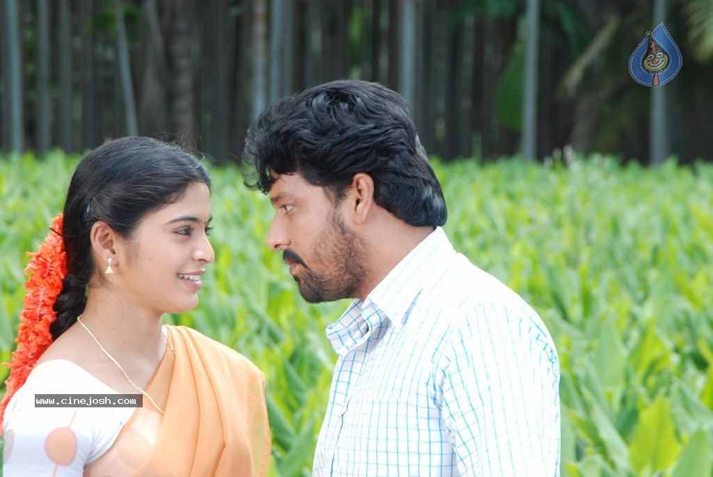 Kollaikaran Tamil Movie Stills - 2 / 29 photos