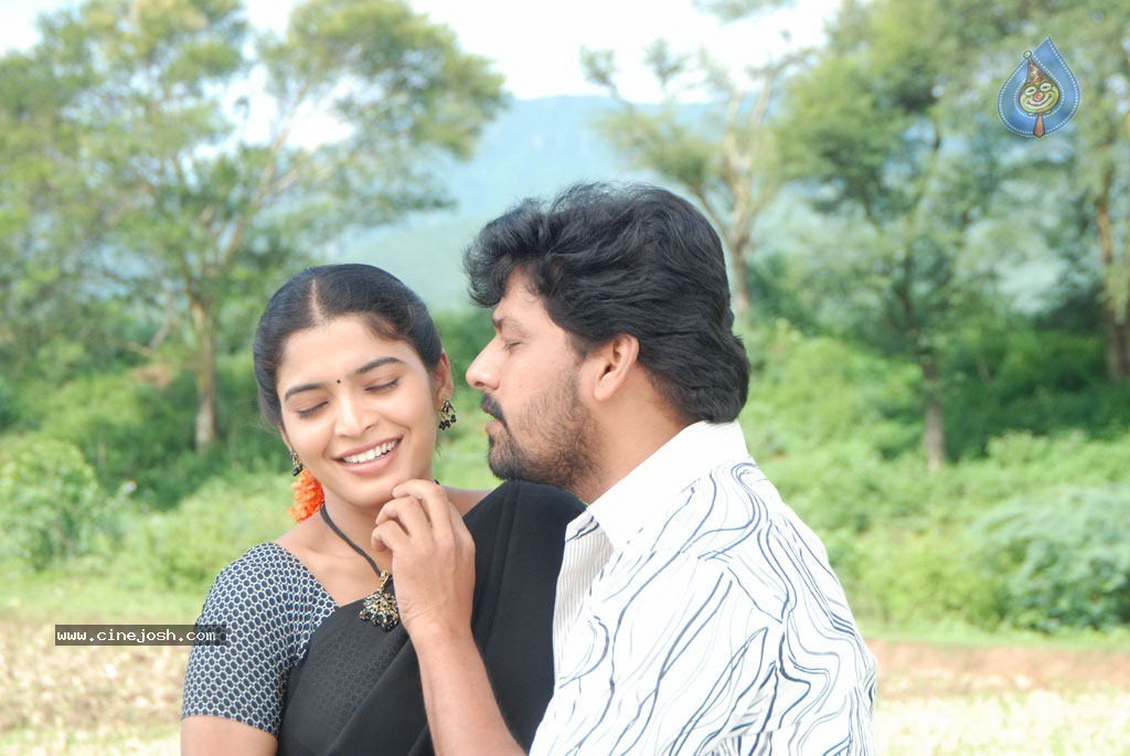 Kollaikaran Tamil Movie Stills - 29 / 29 photos