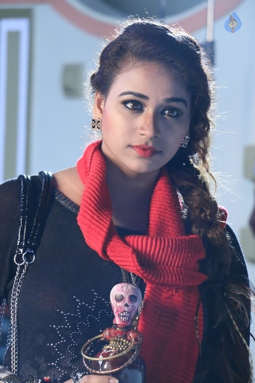 Lachhi Movie Photos - 17 / 19 photos