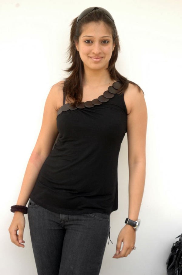 Lakshmi Rai - 8 / 25 photos