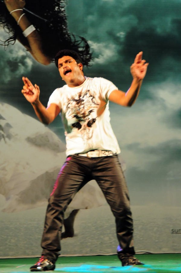 Magadheera Audio Release Function - 41 / 208 photos