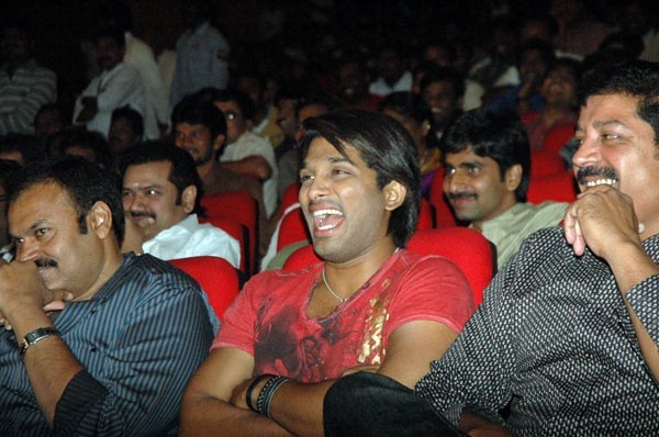 Magadheera Audio Release Function - 109 / 208 photos