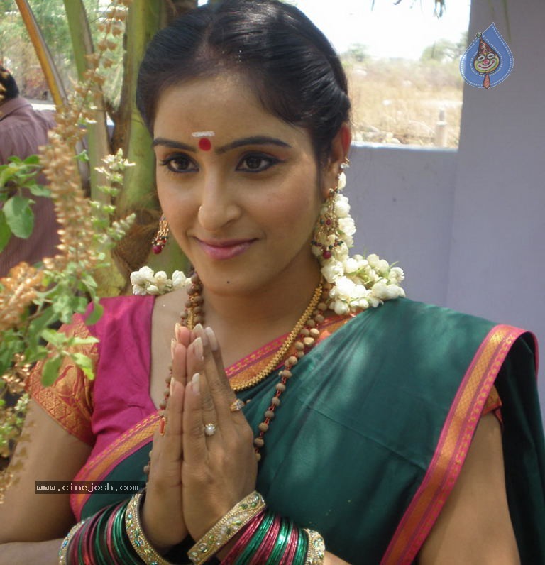 Mallamma Movie Stills - 9 / 14 photos