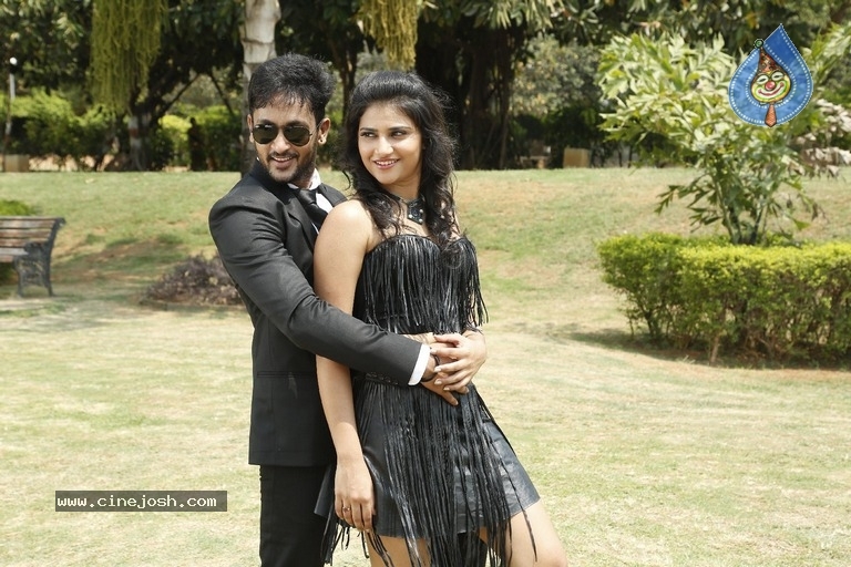 Manasainodu Movie Stills - 31 / 54 photos