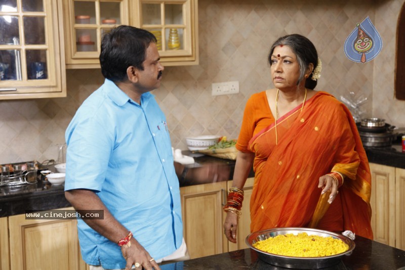 Manchivadu Movie New Stills  - 10 / 67 photos