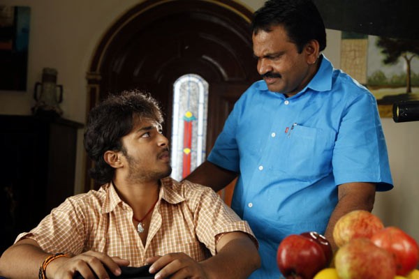 Tanish - Manchivaadu - Stills - Photo 36 of 37