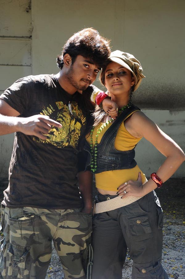 Mounaragam-Tanish,Madhurima - 49 / 74 photos