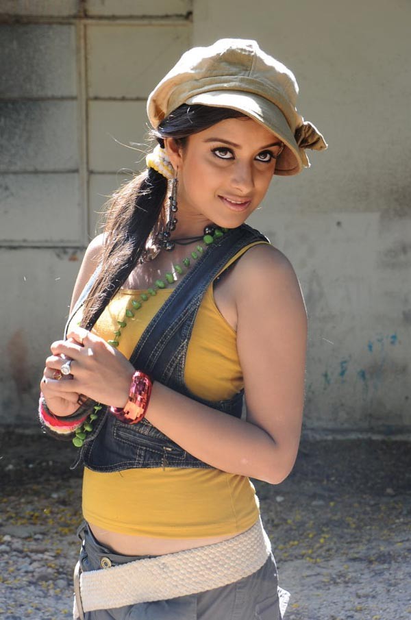 Mounaragam-Tanish,Madhurima - 57 / 74 photos