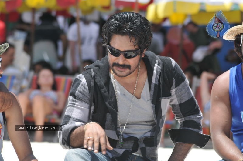 Mr Rascal Movie Stills - 37 / 86 photos