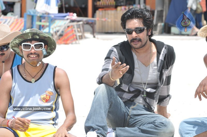 Mr Rascal Movie Stills - 44 / 86 photos