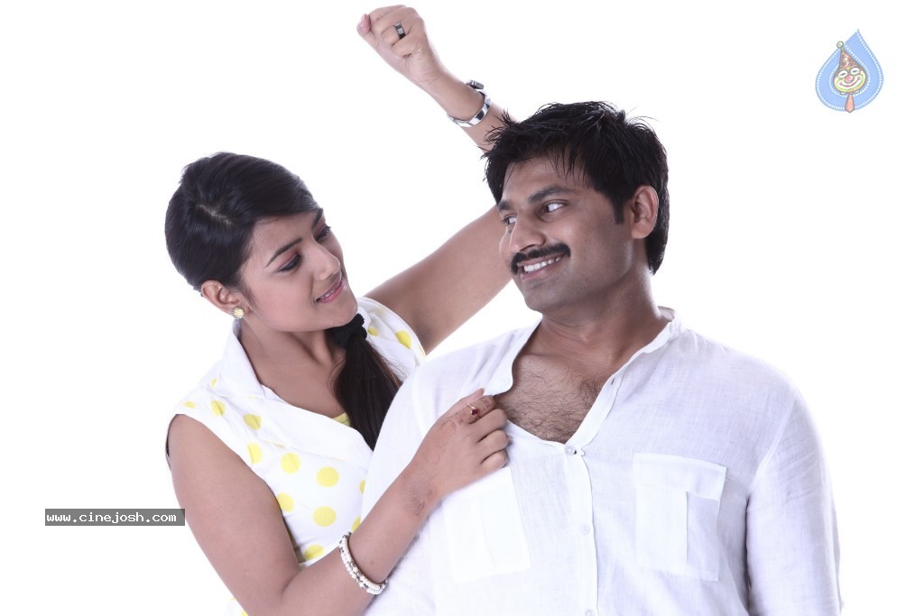 Mudduga Movie Stills - 29 / 45 photos