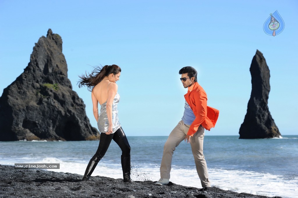 Naayak Movie Gallery Photo 78 Of 144