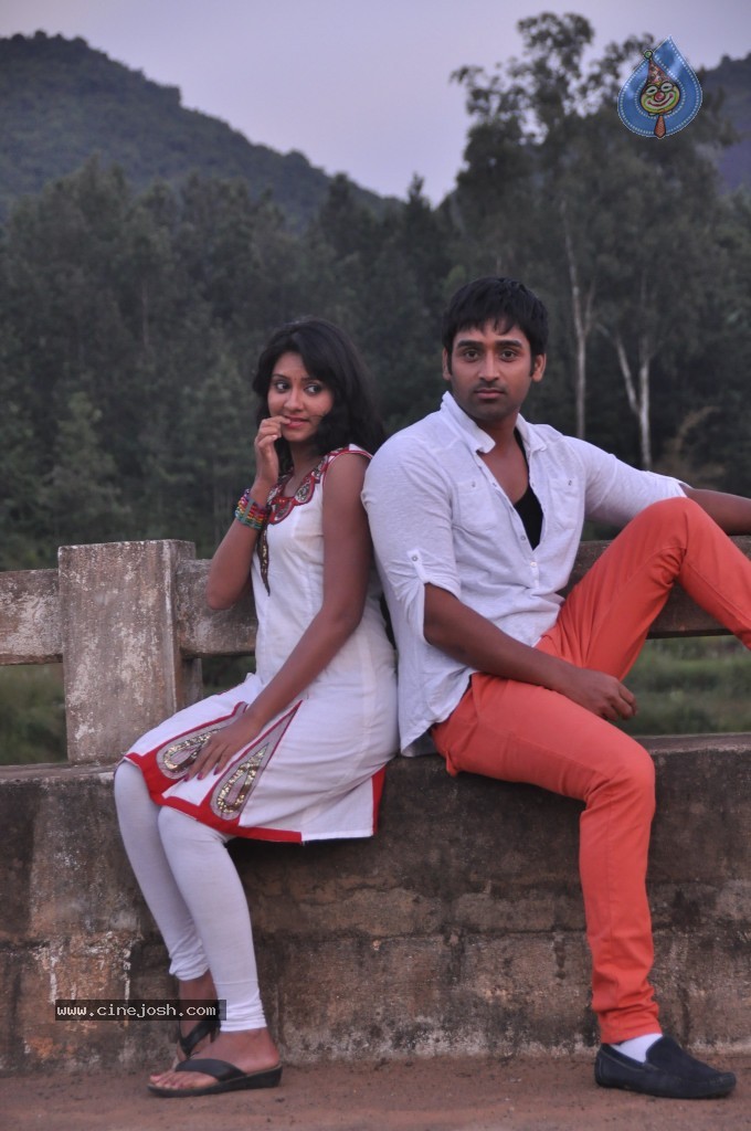 Nachithe Movie Stills - 44 / 113 photos