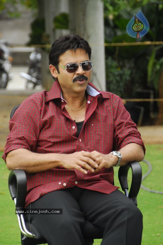 Namovenkatesa Venkatesh Stills - 25 / 98 photos