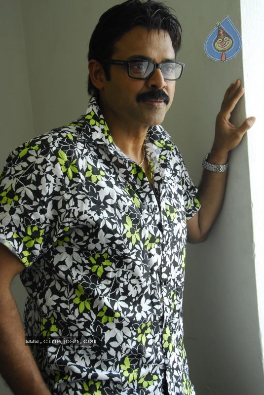 Namovenkatesa Venkatesh Stills - 38 / 98 photos