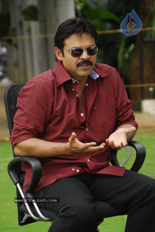 Namovenkatesa Venkatesh Stills - 82 / 98 photos